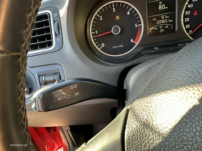 Volkswagen Polo V 6R 25