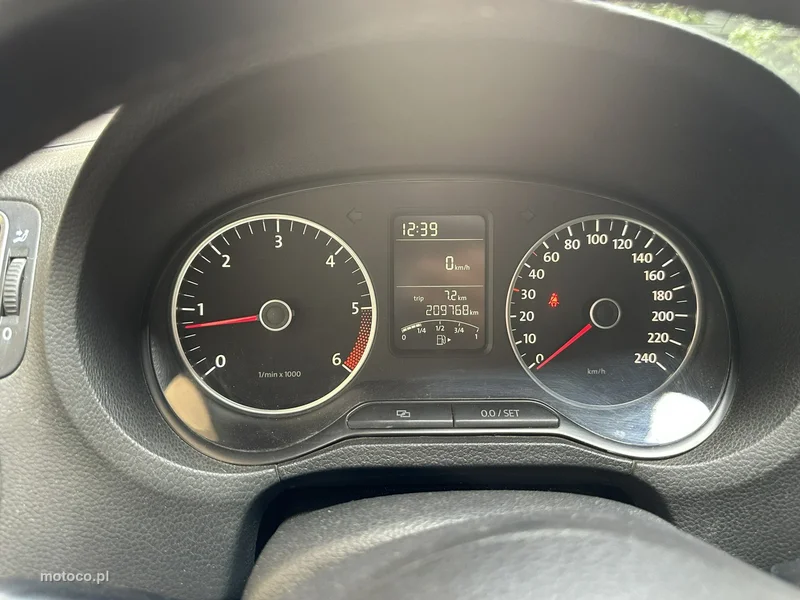 Volkswagen Polo V 6R 16