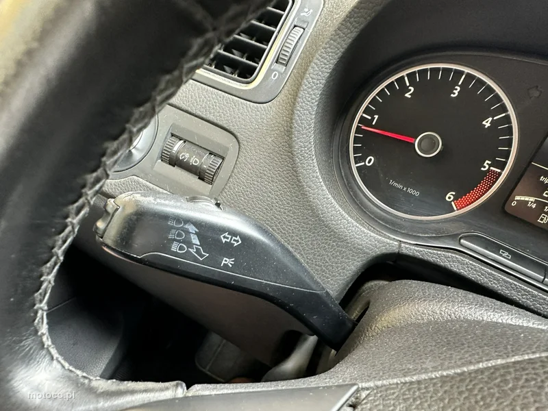 Volkswagen Polo V 6R 18