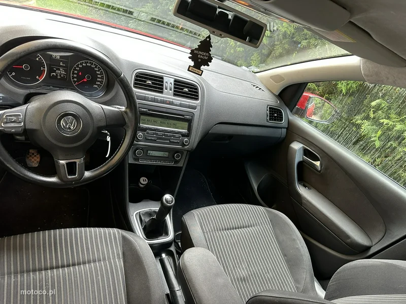 Volkswagen Polo V 6R 8