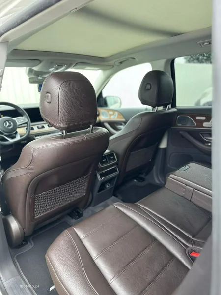 Mercedes-Benz GLS Klasa 15