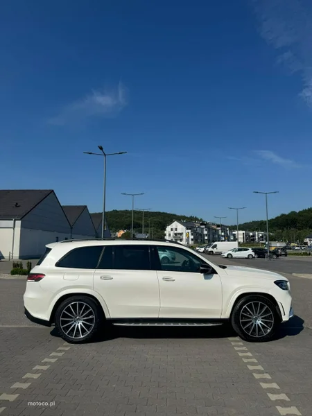 Mercedes-Benz GLS Klasa 19