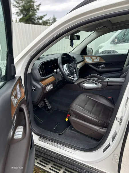 Mercedes-Benz GLS Klasa 27