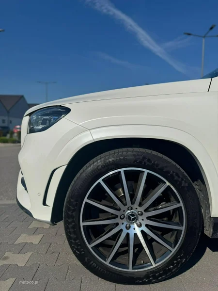 Mercedes-Benz GLS Klasa 37