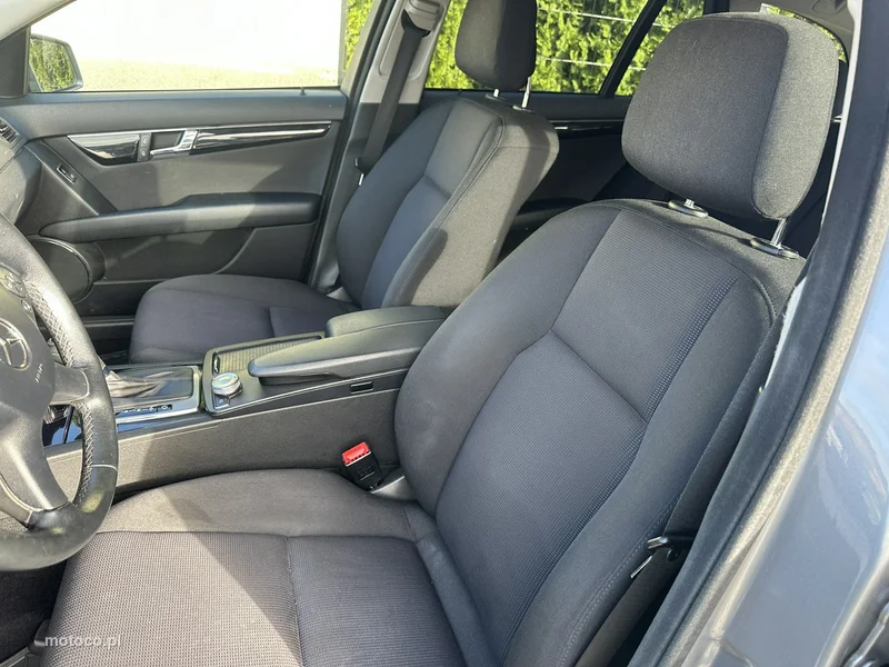 Mercedes-Benz Klasa C W204 C 180 16