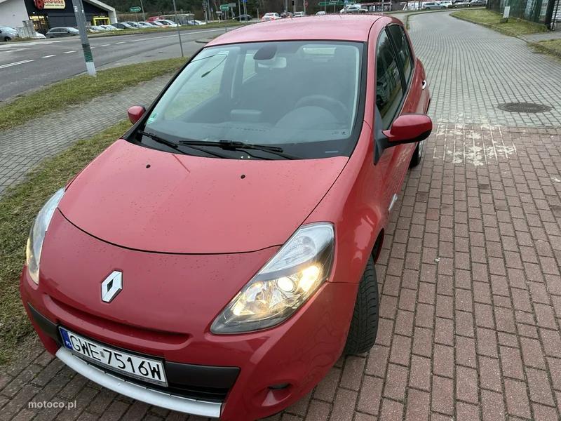 Renault Clio III 2