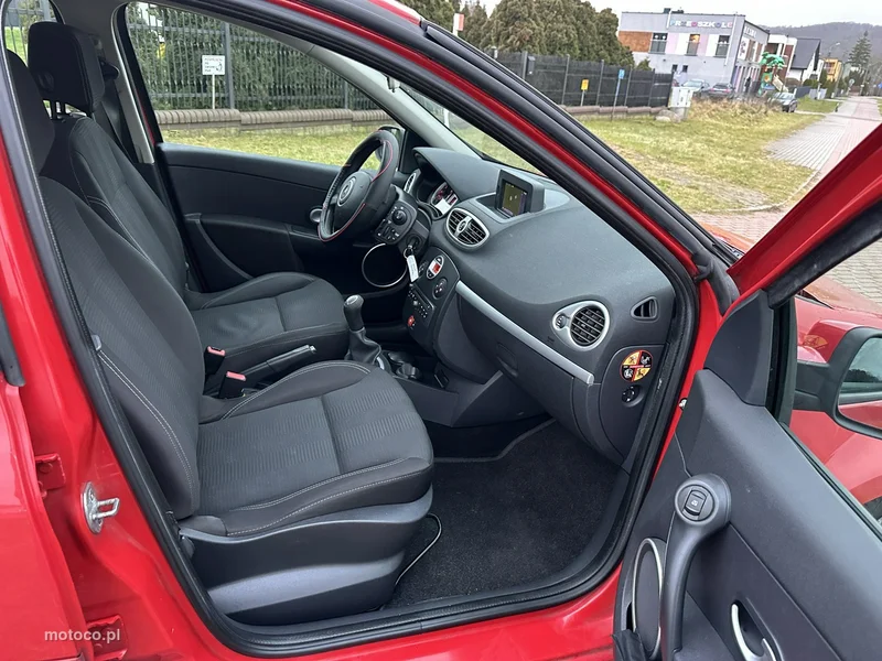 Renault Clio III 14