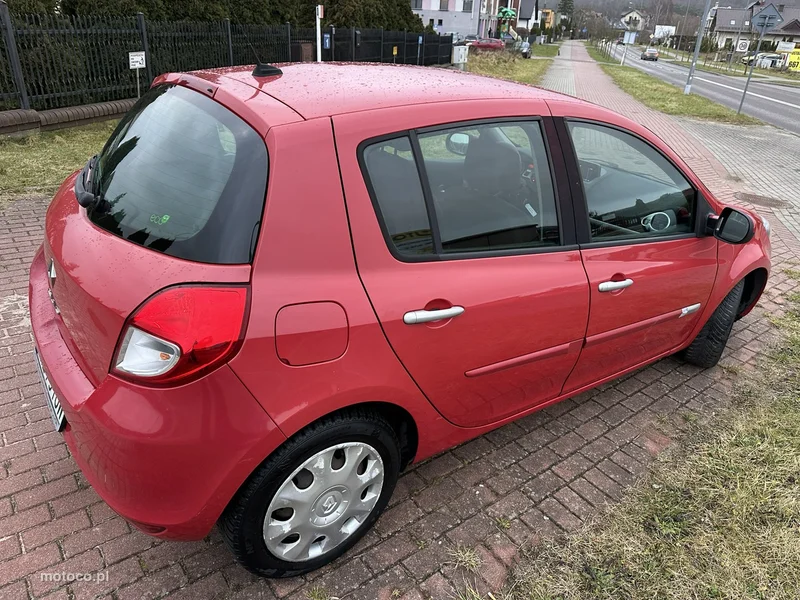 Renault Clio III 5