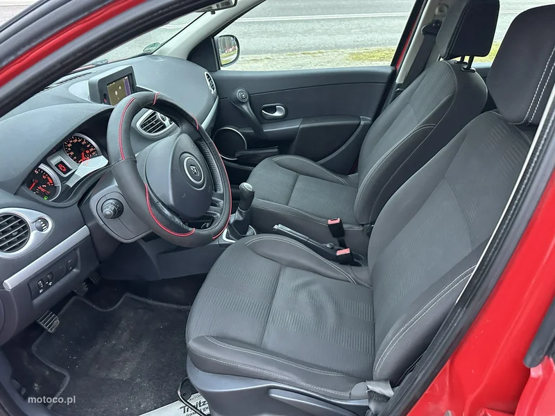 Renault Clio III 7