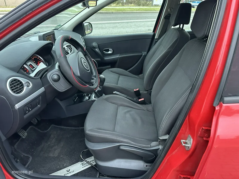 Renault Clio III 10