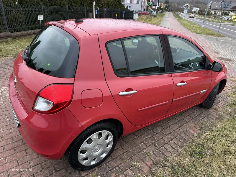 Renault Clio III 5
