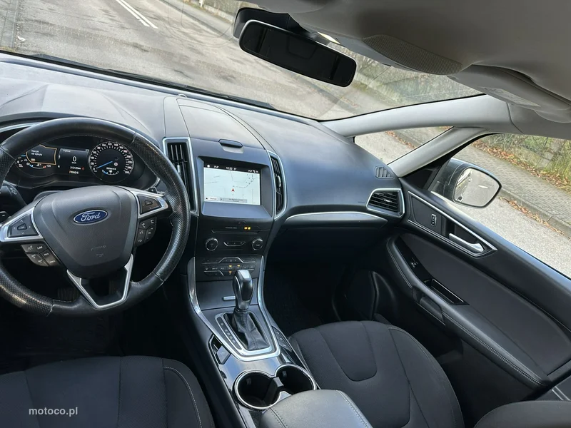Ford S-Max II 13