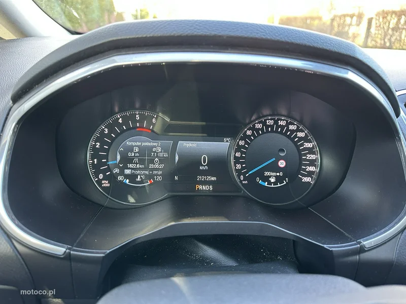 Ford S-Max II 24