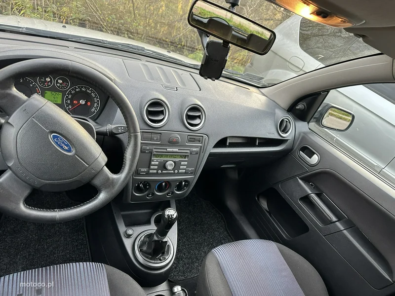 Ford Fusion 13