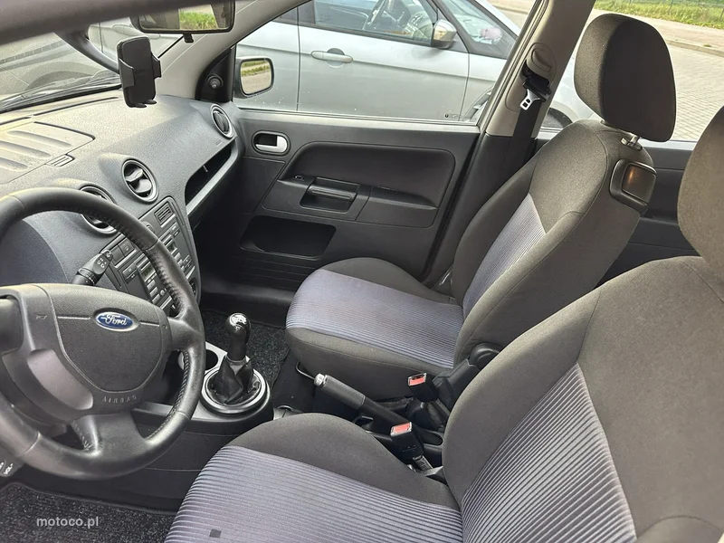 Ford Fusion 10