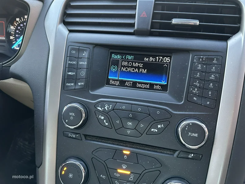 Ford Mondeo IV 18
