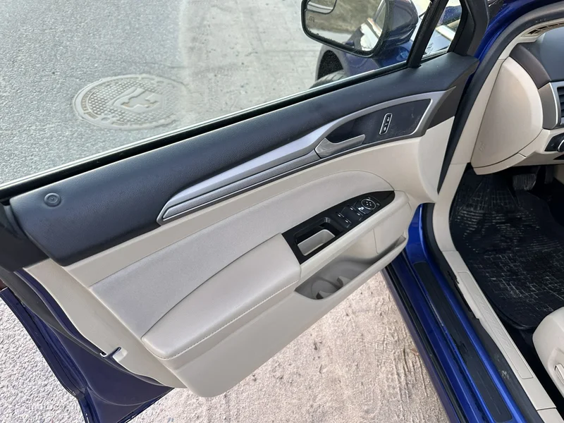 Ford Mondeo IV 8