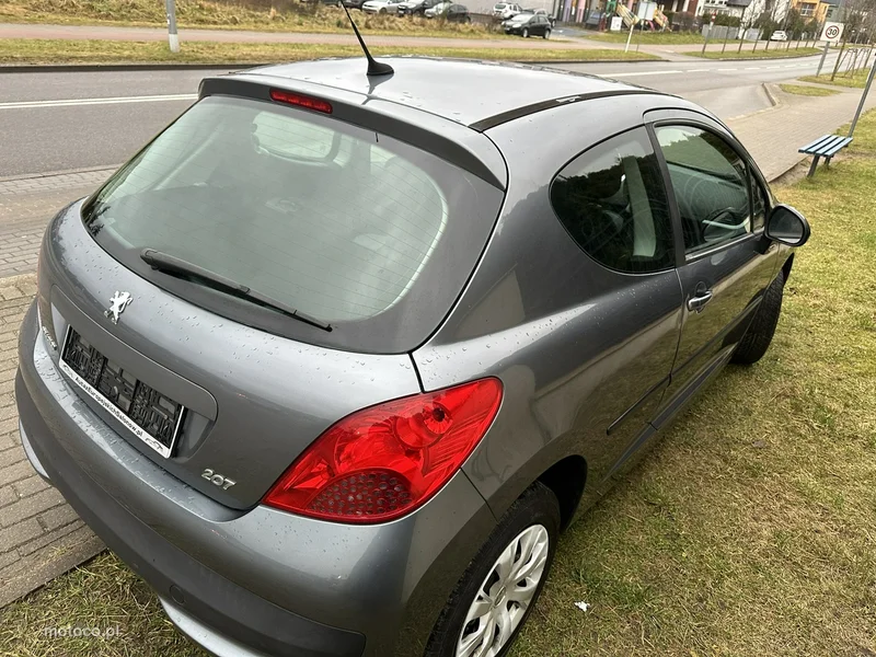 Peugeot 207 5