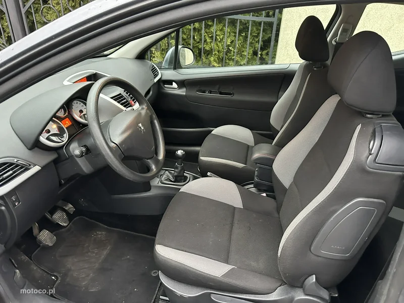 Peugeot 207 9