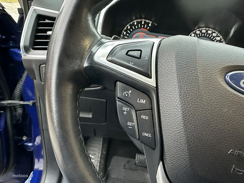 Ford S-Max II 24