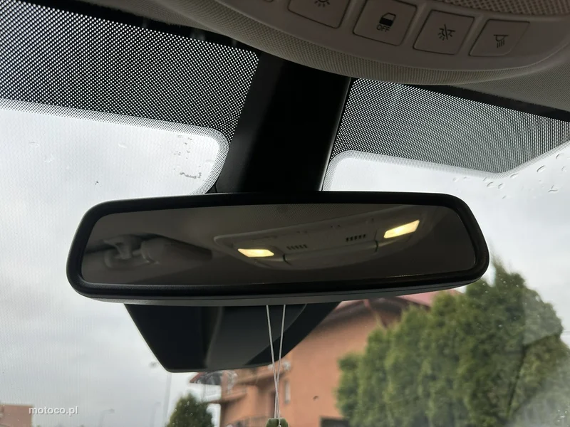 Ford S-Max II 27