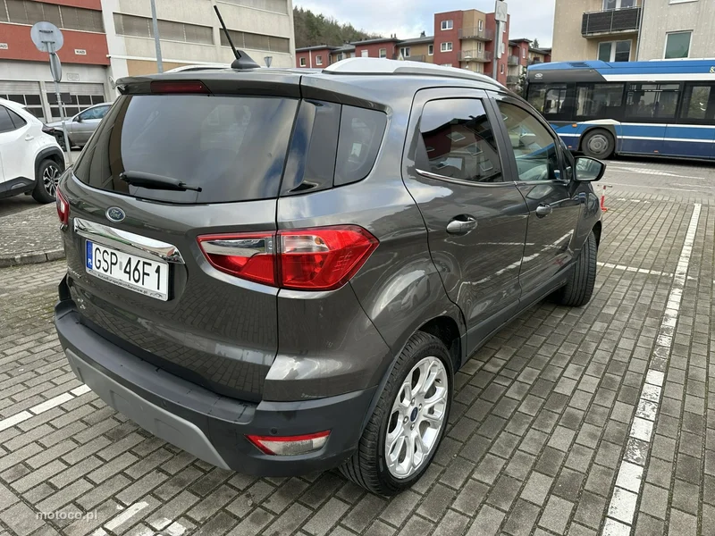 Ford EcoSport 3