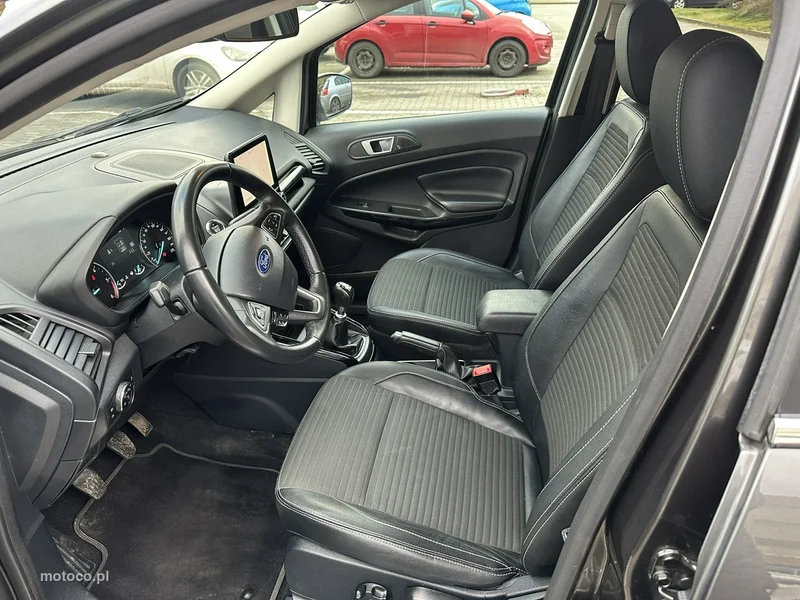 Ford EcoSport 7
