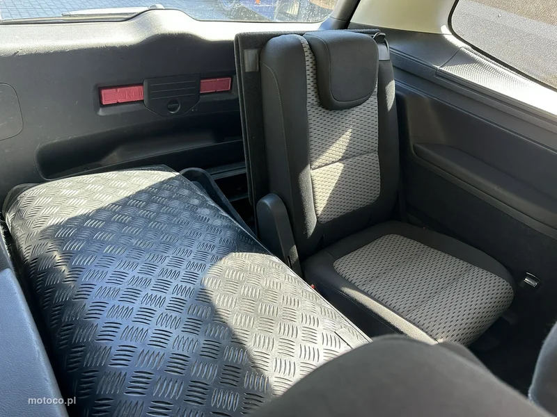 Volkswagen Sharan 7N 11