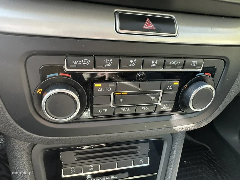 Volkswagen Sharan 7N 17