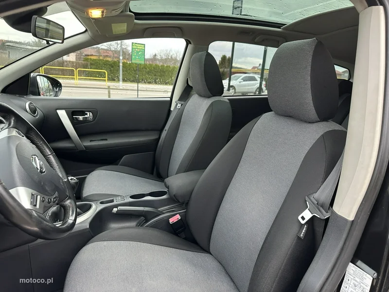 Nissan Qashqai+2 11