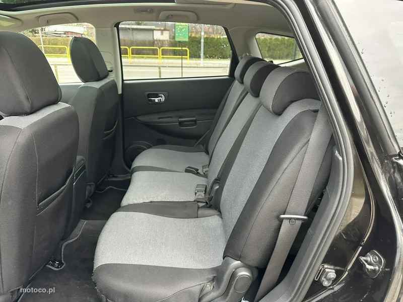 Nissan Qashqai+2 13