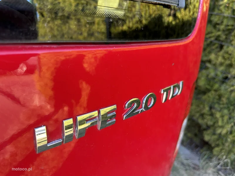 Volkswagen Caddy III 6