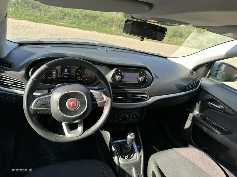 Fiat Tipo 12