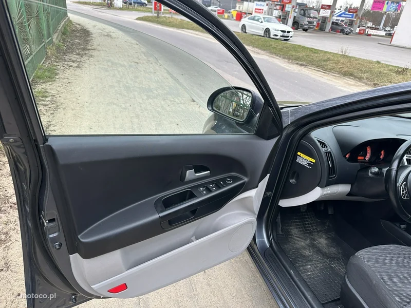 Kia Cee'd 7
