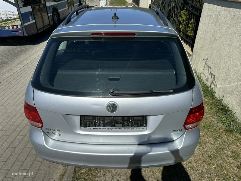 Volkswagen Golf V 3