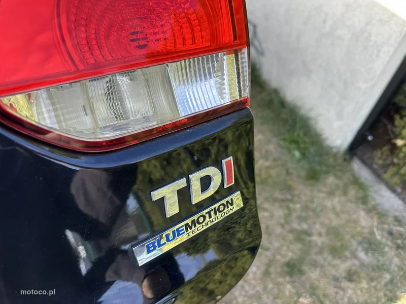 Volkswagen Golf VI 13