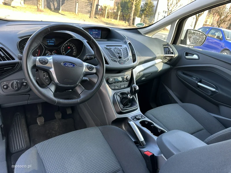 Ford C-Max II 12