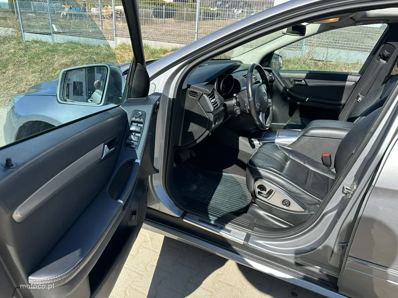 Mercedes-Benz Klasa R W251 R 350 11