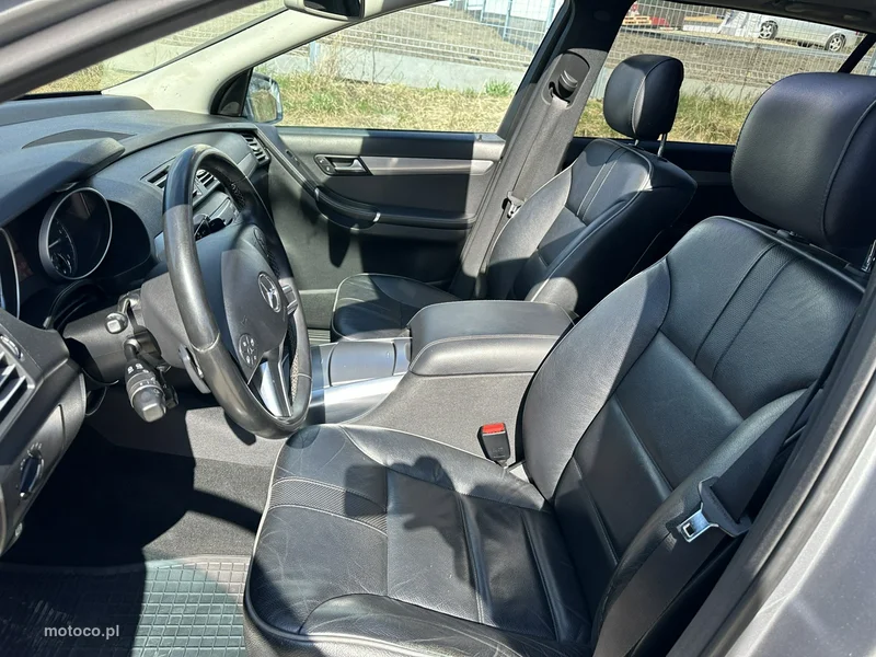 Mercedes-Benz Klasa R W251 R 350 12