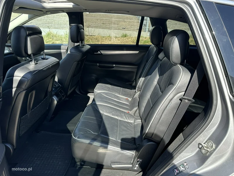 Mercedes-Benz Klasa R W251 R 350 15