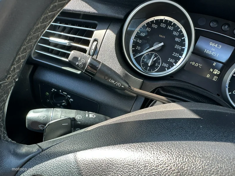 Mercedes-Benz Klasa R W251 R 350 28