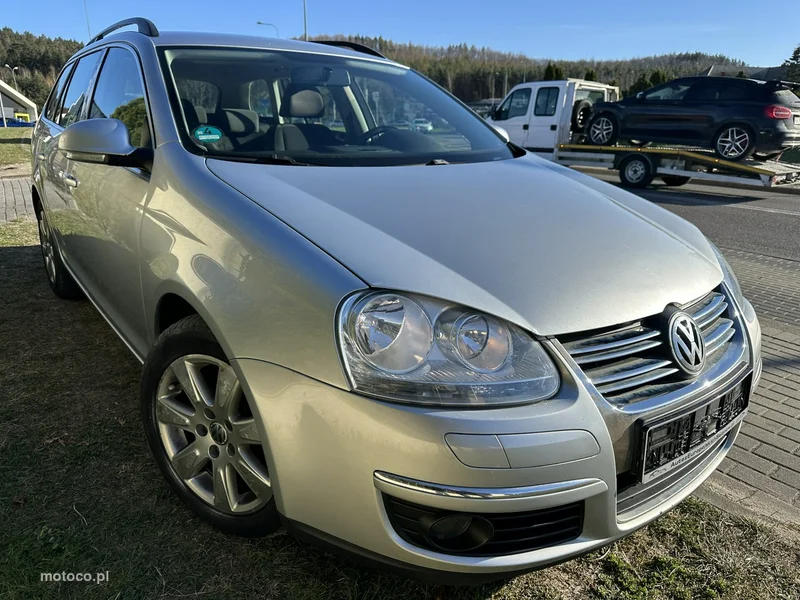 Volkswagen Golf V 2