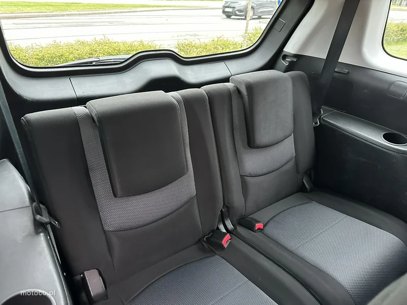 Mazda 5 10