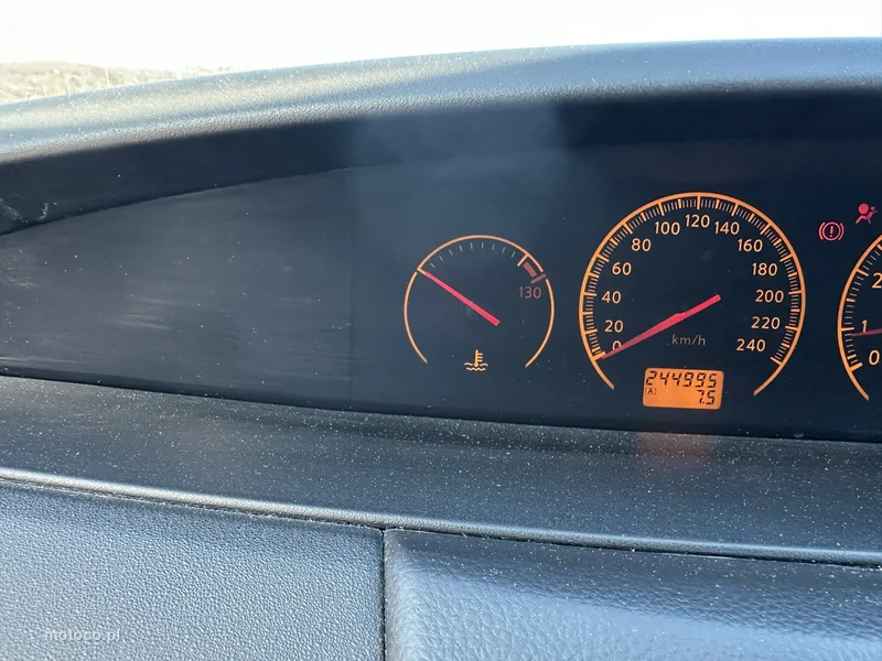 Nissan Primera 14