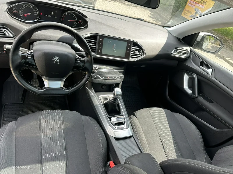 Peugeot 308 11