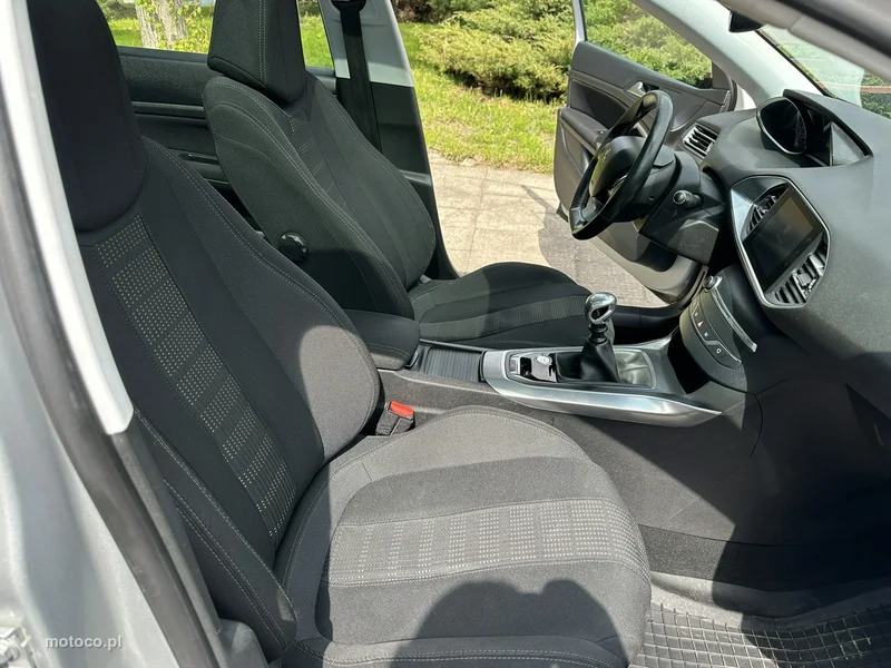 Peugeot 308 17