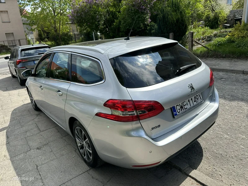 Peugeot 308 6