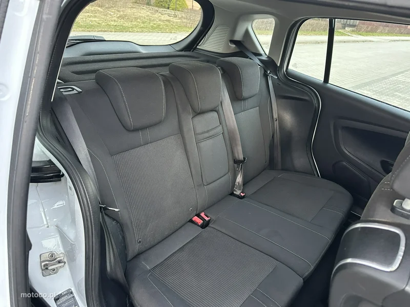 Ford B-Max 14