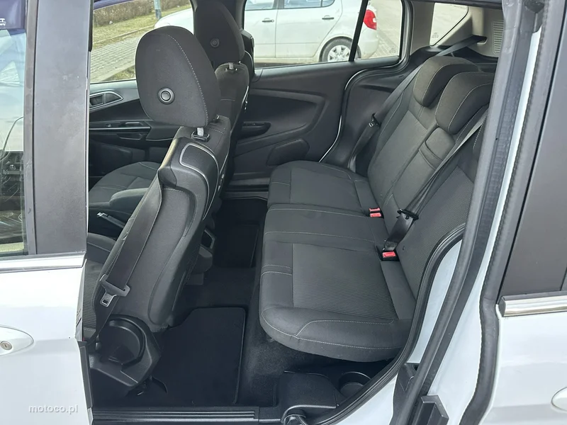 Ford B-Max 18
