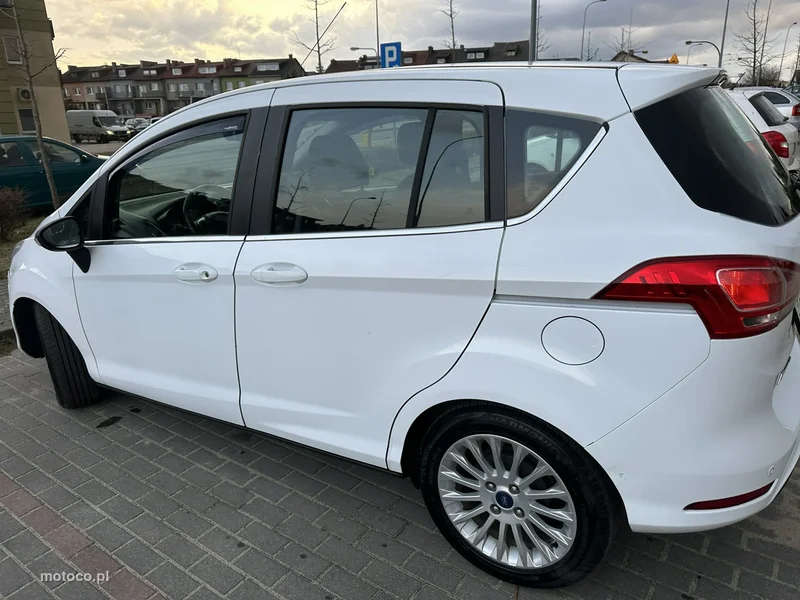 Ford B-Max 8
